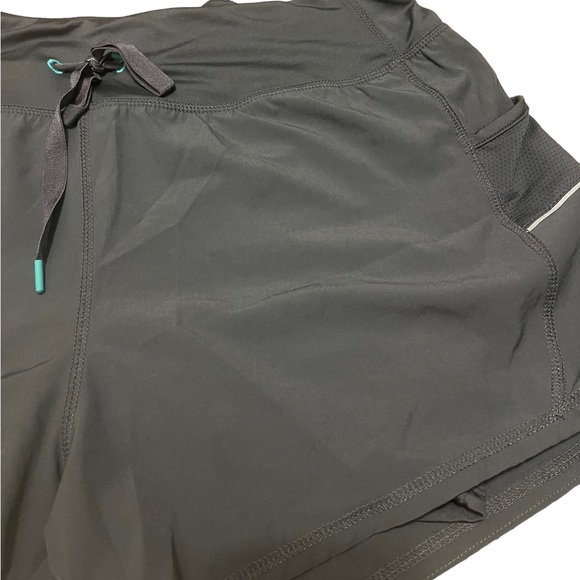 Tangerine Women’s Shorts - Picture 3 of 8